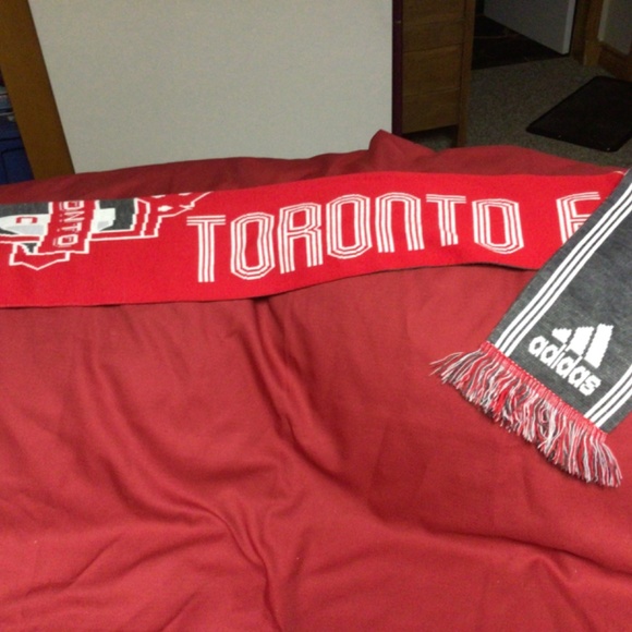 TORONTO FC scarf - Picture 2 of 2
